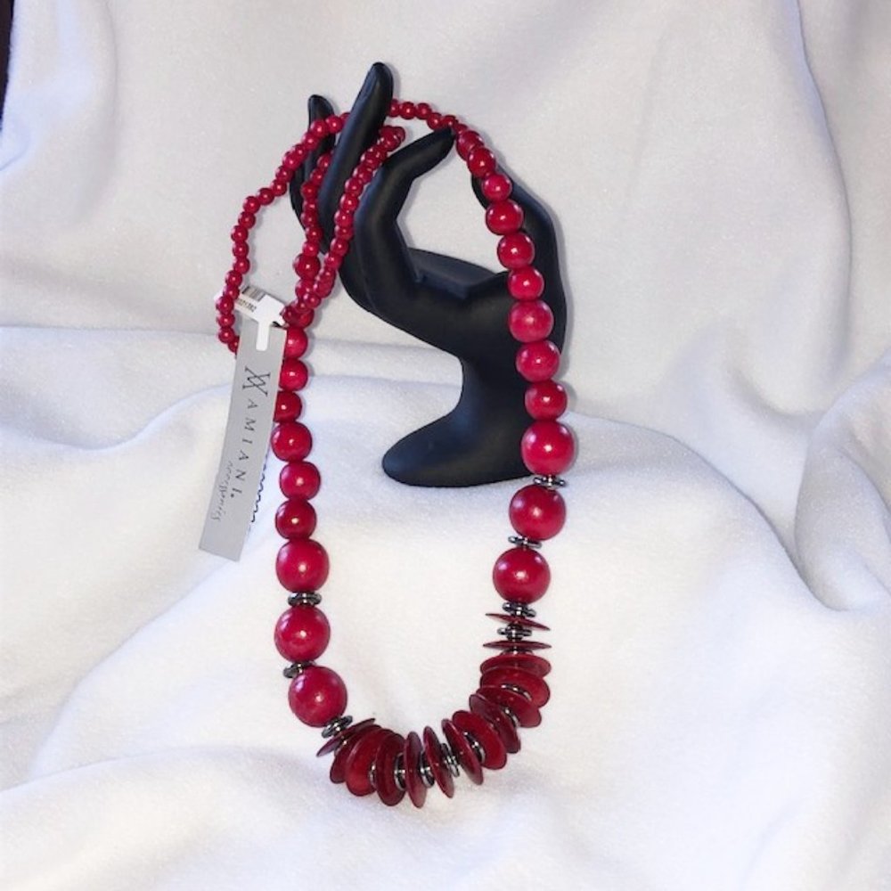 NWT Amiani Chunky Red Wood Beaded Statement Necklace 30â Bold Graduated Beads
